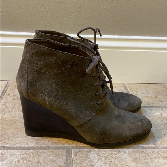 Franco Sarto wood-wedge suede ankle boot sz8 - Picture 4 of 7